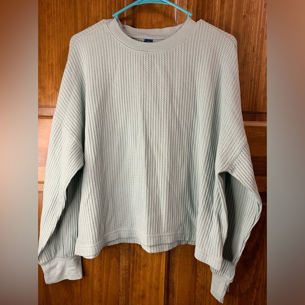 Old Navy Light Green Waffle Knit long sleeve Top sweatshirt size medium